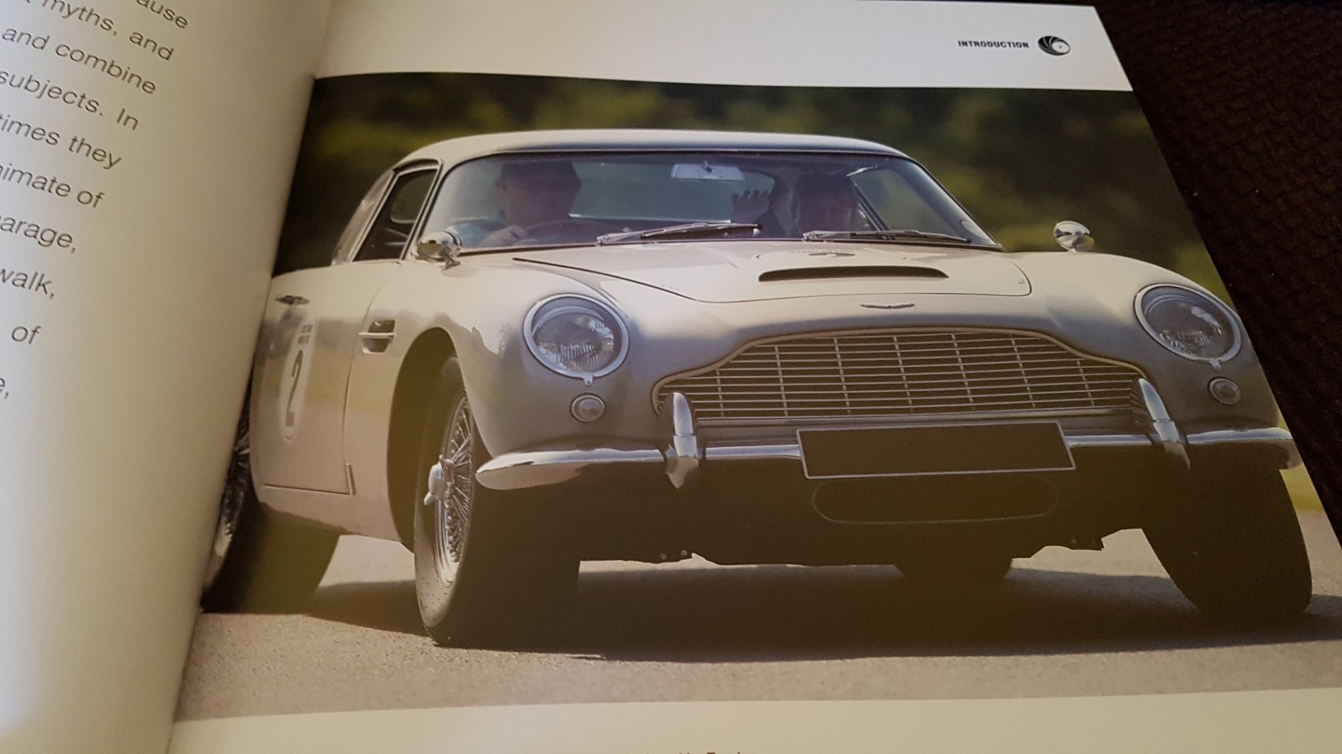 James Bond Cars' (Aurum Press) por Frédéric Brun :: mundo007.com